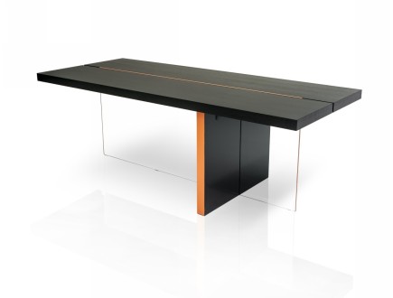 VISION Floating Table